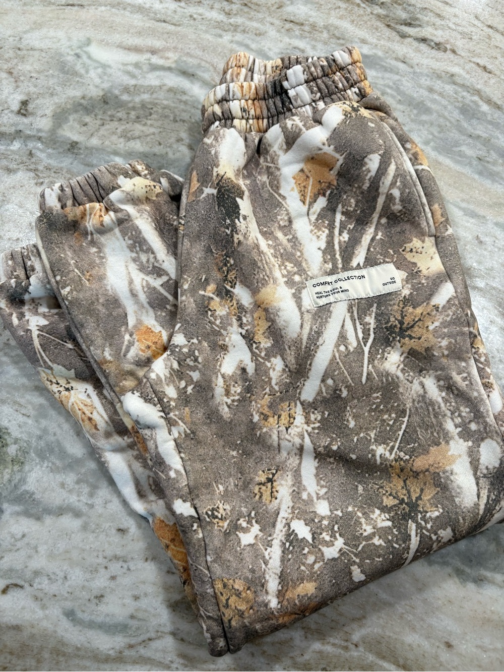 Comfort Colors Men's Camouflage-Style Jogger Pants in Brown & White